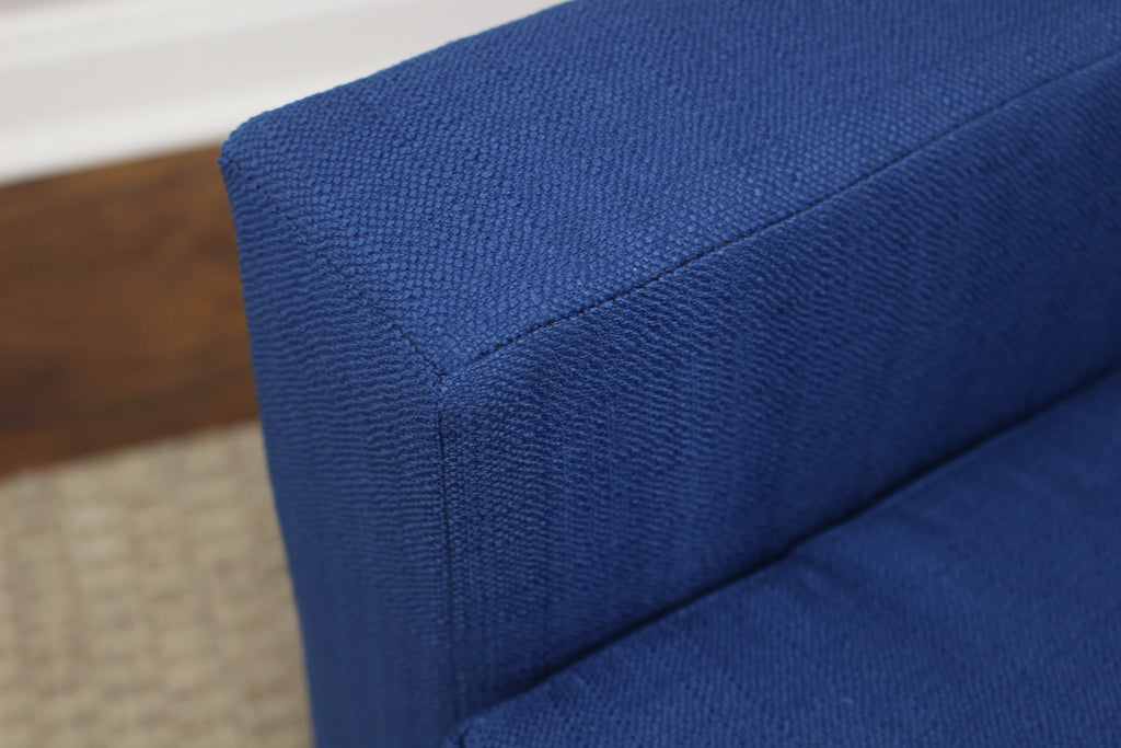 Marine Blue Lounge Chair O3102