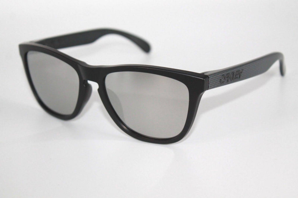 Carbon OO Red Iridium Polarized Sunglasses W2126