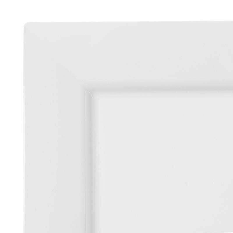 White Disposable Plastic Salad Plates Y36130