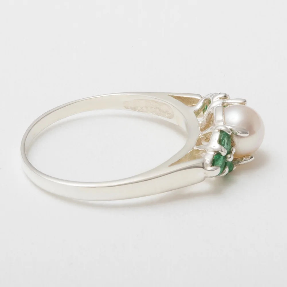 9k White Gold Cultured Pearl & Emerald Cluster Ring G60229