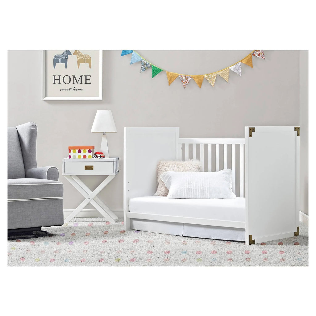 White Nightstand W20068