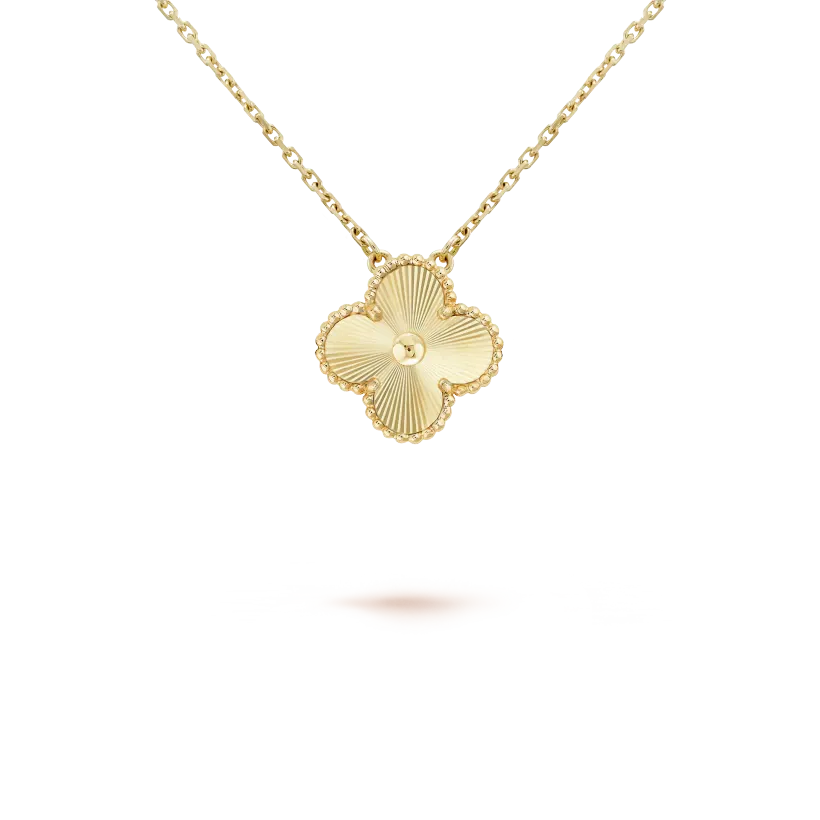 Vintage Pendant J23702