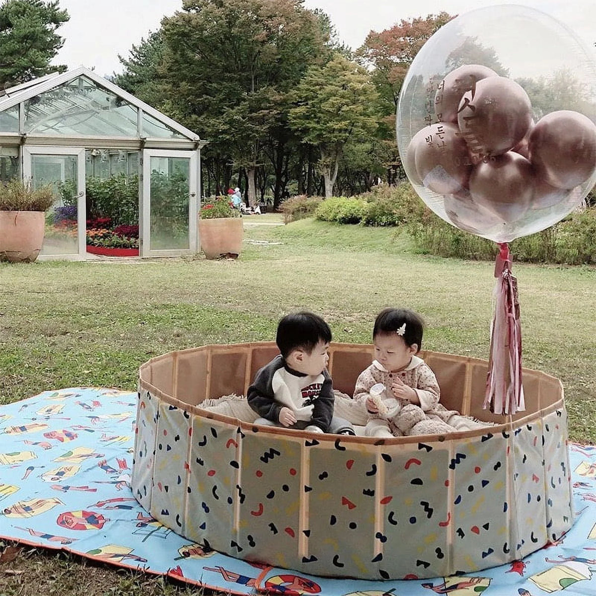 Collapsible Hard Plastic Dog Pool 32 Ball Pit D381