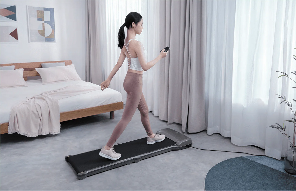 Folding Treadmill with Adaptive Speed Control K167